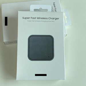 <span class=keywords><strong>Cargador</strong></span> Inalámbrico Superrápido <span class=keywords><strong>para</strong></span> <span class=keywords><strong>Samsung</strong></span>, Hecho en Vietnam, 15W, Plataforma de Carga Rápida <span class=keywords><strong>para</strong></span> <span class=keywords><strong>Samsung</strong></span> S23 <span class=keywords><strong>Ultra</strong></span> <span class=keywords><strong>Note</strong></span> <span class=keywords><strong>20</strong></span> - Product Image 4