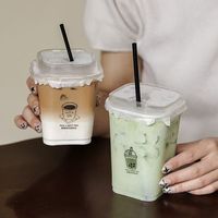 Gobelets carrés jetables en PET durables et étanches avec couvercle à bec verseur pour boissons à emporter, option logo personnalisé