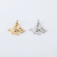 Vente directe transfrontalière d'usine de pendentifs bijoux en acier inoxydable en forme de lettre d'amour, pendentif lettre ajouré DIY