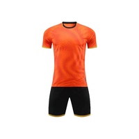 Maillot de football personnalisé OEM de haute qualité, design de maillot de football par sublimation, logo brodé, maillot de football