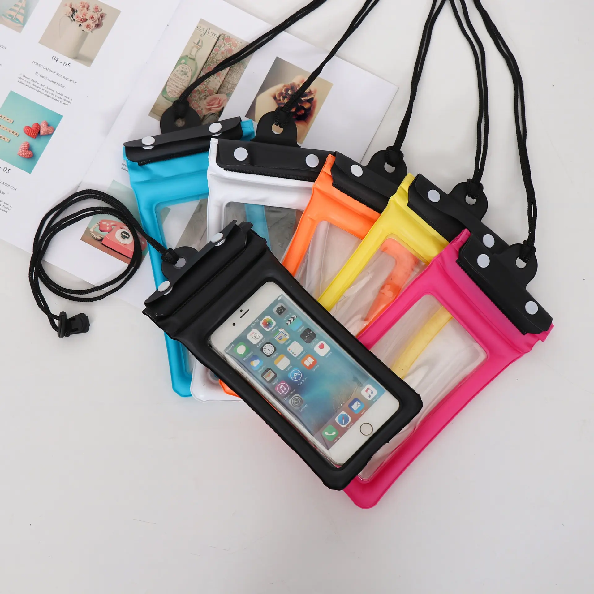 Hot Sale PVC Bubble Waterproof Mobile Phone Dry Bag with Strap for iPhone/Samsung/Huaweiile