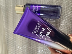 Loción <span class=keywords><strong>Corporal</strong></span> Original de Marca al por Mayor, 236 ml, Fragancia Femenina, <span class=keywords><strong>Crema</strong></span> <span class=keywords><strong>Corporal</strong></span> <span class=keywords><strong>Victoria</strong></span>'s <span class=keywords><strong>Secret</strong></span> para Mujer - Product Image 5