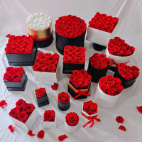 Großhandel Luxus Valentinstag Weihnachtsgeschenk Frische Blumen Box LED-Licht 12,5x12,5cm Ewig Haltbar 3-5 Jahre