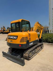 Excavatrice sur chenilles Hyundai R60VS d'occasion, mini-pelle de 6 tonnes, moteur et pompe testés et inspectés pour les travaux de construction municipale et de jardinage - Product Image 2