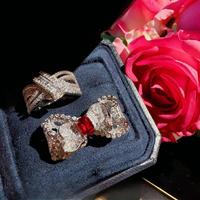 Bijoux de mariage pour femmes, directement de l'usine, cristal de qualité supérieure, perle, pierre rouge, décoration magnifique, bague personnalisée