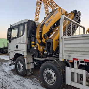 工場価格搭載クレーン延長ストレートアームシャックマンクレーン8x4 6x4 F3000 X3000新車中古フラットベッドクレーンカーゴトラック - Product Image 6