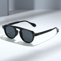 Lunettes de soleil PC haut de gamme tendance 2026, monture ronde rétro, verres de protection UV400, clous métalliques élégants, pour la photographie de rue