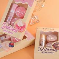 Kit de soin des lèvres de beauté végétalienne Coffret cadeau de Noël Produits d'autosoin blanchissants Ensemble de soin des lèvres Blanchiment doux Hydrate Trio Soin des lèvres