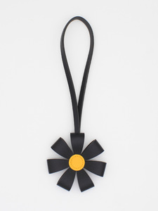 Llavero y Colgante de Piel Sintética con Diseño de Margarita, Adorno Floral para Bolsos, Decoración para Bolsos, Regalo - Product Image 5