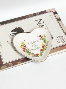 Hot Selling <strong>Ceramic</strong> Heart-Shaped <strong>Jewelry</strong> Tray Elegant <strong>Boxes</strong> for Mother's Day - Product Image 4