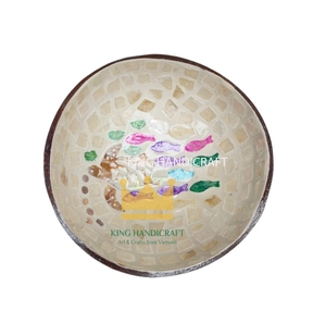 Vietnam Eco-Friendly <b>Coconut</b> <b>Shell</b> Bowl Classic Style Lightweight & Durable Bulk Direct Factory Customizable Color - Product Image 4