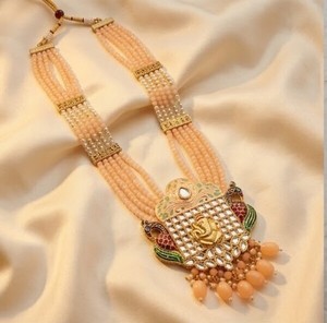 DIVYORO Collier multicouche oxydé avec perles de pêche en relief Ganesha, bijoux tribaux bohèmes faits à la main de qualité supérieure - Product Image 1