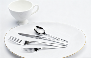 Tối giản rắn màu thép không gỉ dao, nĩa, và muỗng, kết hợp linh hoạt với bộ đồ ăn khác nhau. - Product Image 6