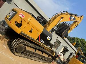 รถขุดมือสอง Cat 325D ขนาดกลาง-หนัก สภาพดี พร้อมหัวเจาะและสายไฮดรอลิก - Product Image 2