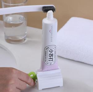 Exprimidor de <span class=keywords><strong>pasta</strong></span> de dientes de tubo enrollable, soporte de asiento giratorio, dispensador de <span class=keywords><strong>pasta</strong></span> de dientes para baño, nuevo diseño, gran oferta, 2021 - Product Image 6