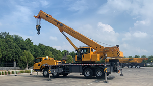 Grúa sobre Camión Balanceada QY60KH Serie H de 60 Toneladas con Pluma de 45.5m, Venta Caliente en China para Construcción de Tamaño Mediano - Product Image 6