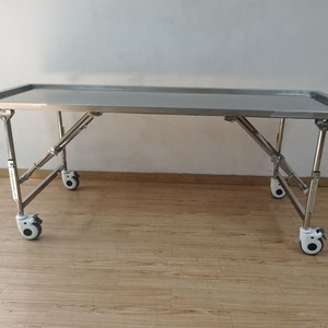 Le fabricant fournit des tables d'autopsie, des stations d'autopsie et des tables de prélèvement en acier inoxydable pour salles d'autopsie ; hauteur - Product Image 1