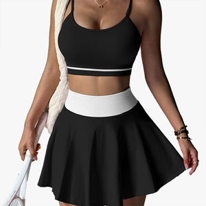 Ensemble deux pièces sport pour femme : Soutien-gorge de sport sexy type camisole et jupe plissée taille haute personnalisable pour le tennis, la course et le fitness - Product Image 3