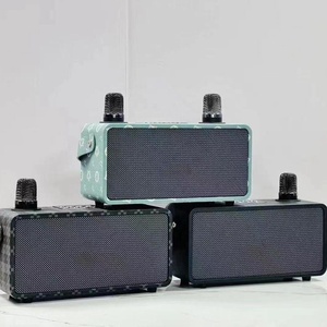 Haut-parleur Bluetooth portable M28 en bois de style rétro avec double microphone, idéal pour le karaoké – Vente chaude, fabrication OEM/ODM - Product Image 1
