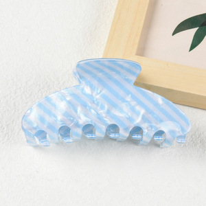 กิ๊บหนีบผมพลาสติก PVC สไตล์เกาหลีสุดหรู น่ารัก หวาน ขนาดใหญ่ สีชมพูไล่เฉดลายทาง ใช้ได้ทุกวัน 男女兼用 - Product Image 6