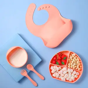 Großhandel Anpassung OEM/ODM Silikon Schüssel Lätzchen Teller Gabel Löffel Fütterung sset Baby Geschirr Set