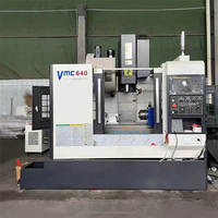 Centro de Mecanizado Vertical CNC de 4 Ejes BT40 Fanuc, Fresadora Automática para Procesamiento de Piezas Metálicas, Fabricante