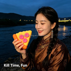 Boîte Mystère Pizza Squishy en Gros – Jouet Sensoriel Élastique Doux à Presser pour Femmes, Soulagement du Stress Quotidien, Détente et Divertissement, Idée Cadeau - Product Image 3