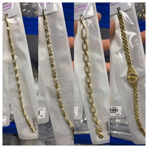 XUPING Gioielli all'Ingrosso <span class=keywords><strong>Bracciale</strong></span> a Catena Cubana <span class=keywords><strong>Sottile</strong></span> Placcato <span class=keywords><strong>Oro</strong></span> 14K 18K 24K Design Classico Minimalista di Tendenza per Occasioni Speciali - Product Image 1
