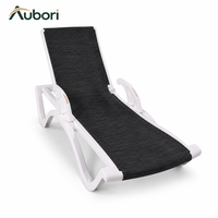 Chaises longues de plage pliables modernes en plastique PP faciles à transporter pour l'extérieur