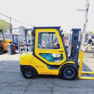 Montacargas con Contrapeso de 3 Toneladas, Motor Diésel, para Exteriores, con Certificación CE, para Komatsu, Batería de Litio, Uso Comercial, Modelo 2024, 1 Año de Garantía - Product Image 2