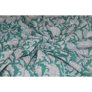 Tela Ligera Hecha a Mano con Estampado Sanganeri para Ropa, Edredones, Bufandas, Vestidos, Cortinas y Materiales de Tapicería - Product Image 5