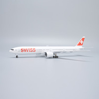 Modèle d'avion simulé Boeing B777 Swiss Airlines à l'échelle 1/157, 47 cm, avion de ligne d'aviation civile avec lumières et train d'atterrissage