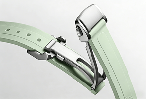 Reloj Deportivo de Acero Inoxidable con Esfera Verde Claro y Correa de Goma Texturizada Verde Claro Longinesing - Product Image 6