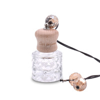 Diffuseur de parfum pour voiture suspendu au design unique de 5 ml, flacon de diffuseur de parfum avec bouchon en bois
