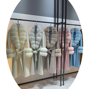 Nuova moda <span class=keywords><strong>pelliccia</strong></span> <span class=keywords><strong>di</strong></span> volpe lungo <span class=keywords><strong>cappotto</strong></span> in lana Cashmere <span class=keywords><strong>con</strong></span> <span class=keywords><strong>maniche</strong></span> a doppia <span class=keywords><strong>pelliccia</strong></span> <span class=keywords><strong>di</strong></span> volpe elegante <span class=keywords><strong>pelliccia</strong></span> <span class=keywords><strong>di</strong></span> lana da donna - Product Image 1