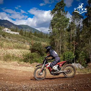 Motocicleta de Escalada que Desafía la Gravedad para Rocas Verticales y Desafíos Extremos de Subida de Colinas - Product Image 2