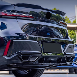 Kit carrosserie personnalisé Facelift pour G70 7 Series Sport Upgraded <span class=keywords><strong>M760</strong></span> Gloss Black Diffuser - Product Image 3