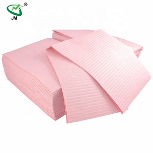 Copri tavolo monouso impermeabile a 3 strati rosa bavaglini protettivi per Manicure materiale di consumo medico - Product Image 2