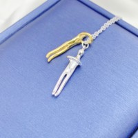 Bijoux classiques, pendentif en argent sterling 925, collier « Lover Hugs and Kisses » pour couple, collier personnalisé pour témoigner d'amour, cadeau pour femme