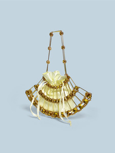 กระเป๋าถือทรงพัดประดับลูกปัด Citrine Gold Hollow Niche สำหรับผู้หญิง กระเป๋าคริสตัลสีเหลืองใหม่ งานแฮนด์เมดประดับอัญมณีแบบโปร่ง สำหรับงานปาร์ตี้ - Product Image 2