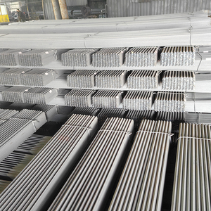 Barre d'angle en <span class=keywords><strong>acier</strong></span> galvanisé de 6 m de long, avec trous, revêtement en zinc galvanisé à chaud, anti-corrosion, 4x4, 4x3, 3x3, 2x2 pouces - Product Image 3