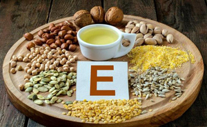 100% puro natural <span class=keywords><strong>food</strong></span> <span class=keywords><strong>grade</strong></span> vitamina <span class=keywords><strong>E</strong></span> óleo para cuidados de saúde grau cosmético hidratante vitamina <span class=keywords><strong>E</strong></span> óleo para o cabelo rosto cuidados com a pele - Product Image 3
