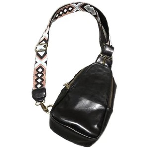 Sacs à bandoulière en cuir PU pour femmes OEM avec fermeture éclair et sangle réglable pour usage extérieur - Product Image 5