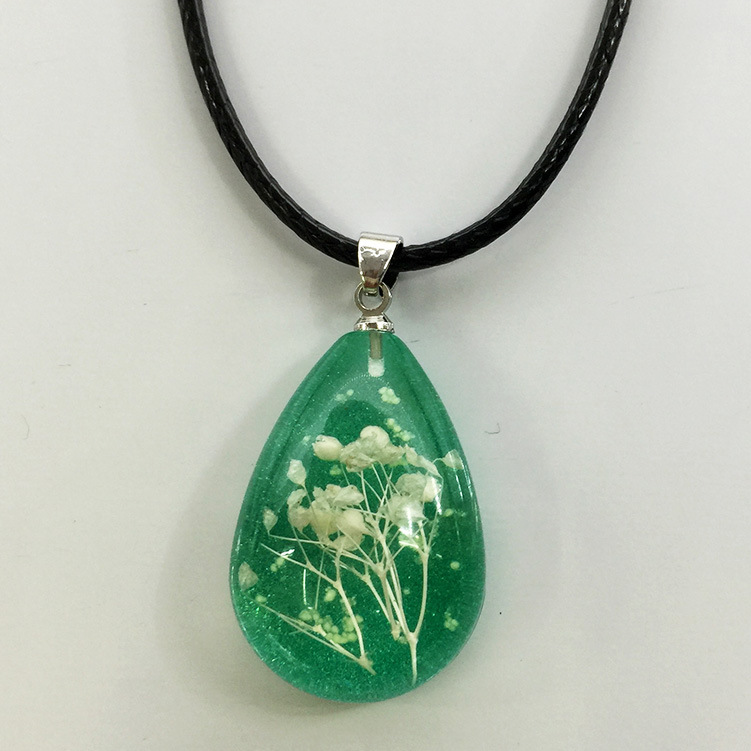 daisy necklace