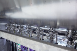 Machine de remplissage automatique à 6 têtes avec pompe à engrenages |   Servomoteur de haute précision |   Pour les produits alimentaires, les boissons, les cosmétiques, les produits pharmaceutiques, les produits chimiques liquides - Product Image 6