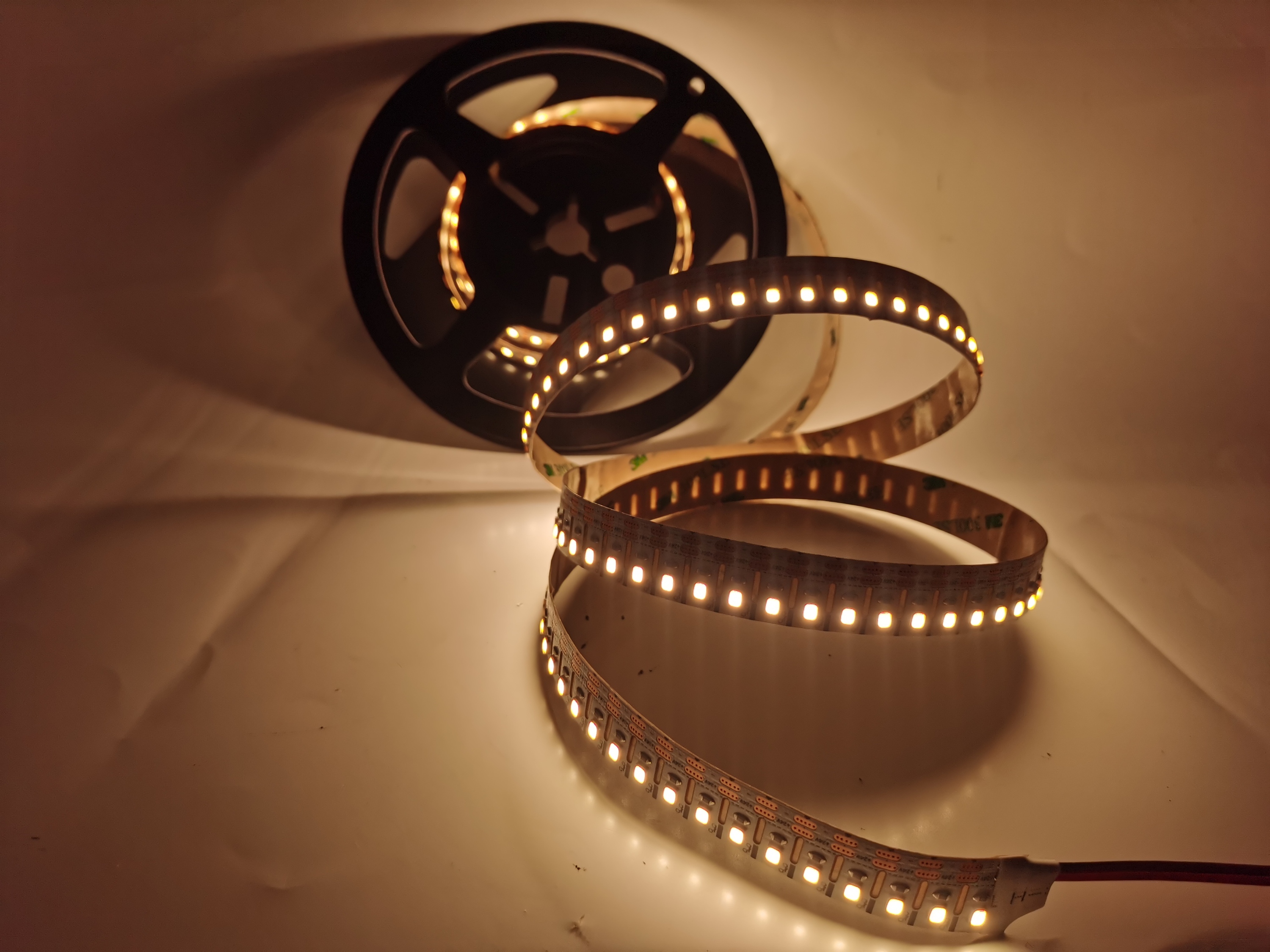 3D Side Bent Original Factory Made Smart Led Strip Light Strings 140leds/m DC24V Angle-adjustable by Every Led Chips IP20