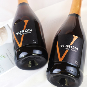 ไวน์แดงหวานสปาร์คกลิ้ง 5% ABV 75cl ไวน์หวานสปาร์คกลิ้งสำหรับของหวาน รสชาติสีแดงทับทิม กลิ่นกุหลาบป่าและกลิ่นมัสก์ บรรจุ 12 ขวดต่อกล่อง - Product Image 2