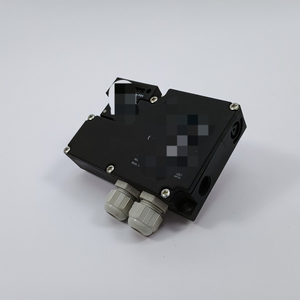 Azm 161sk-24rka-02wbr4 M16 Solenoid Interlock Nieuw Origineel Direct Leverbaar Industriële Automatisering Pac Dedicated Plc <span class=keywords><strong>Prog</strong></span> - Product Image 1