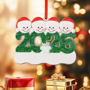 Adorno Navideño de Resina para Familia 2026, Personalizable con Nombre Escrito a Mano, Ecológico, Único, Muñeco de Nieve Colgante para Decoración Navideña - Product Image 2
