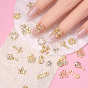 Khuyến mãi nóng 24 cái/bộ Trang trí móng tay 3D nhiều kiểu dáng Hợp kim pha lê trang trí móng tay - Hình trái tim, ngôi sao, dâu tây, nơ, vương miện, nhựa tổng hợp - Bán buôn - Product Image 2